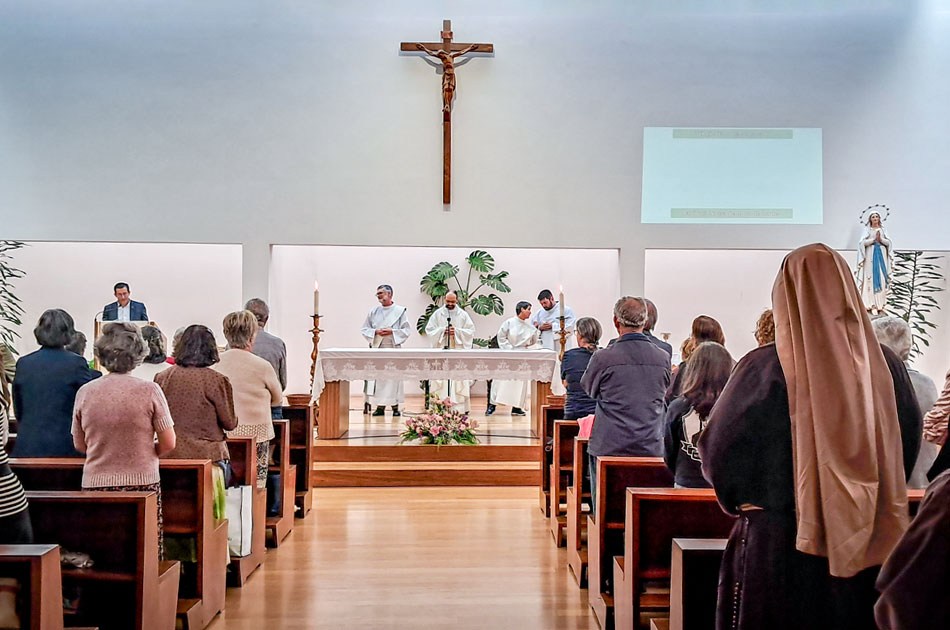 Celebração do 18º aniversário da ordenação do nosso Pároco Pedro Santos na Igreja de Nossa Senhora de Lurdes